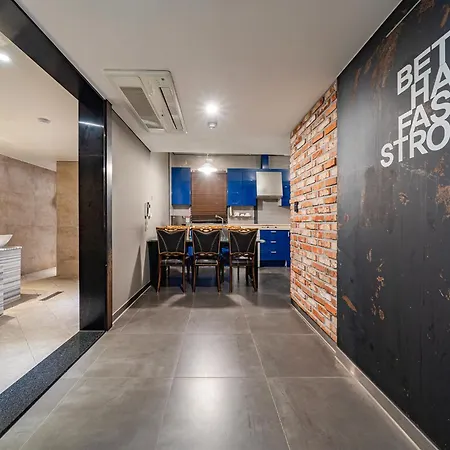 Jamsil Raum Tourist Hotel